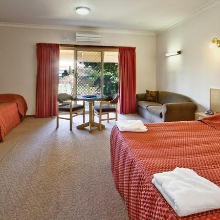 Paradise Lakes Motel Shepparton Extérieur photo