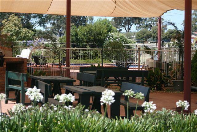 Paradise Lakes Motel Shepparton Extérieur photo